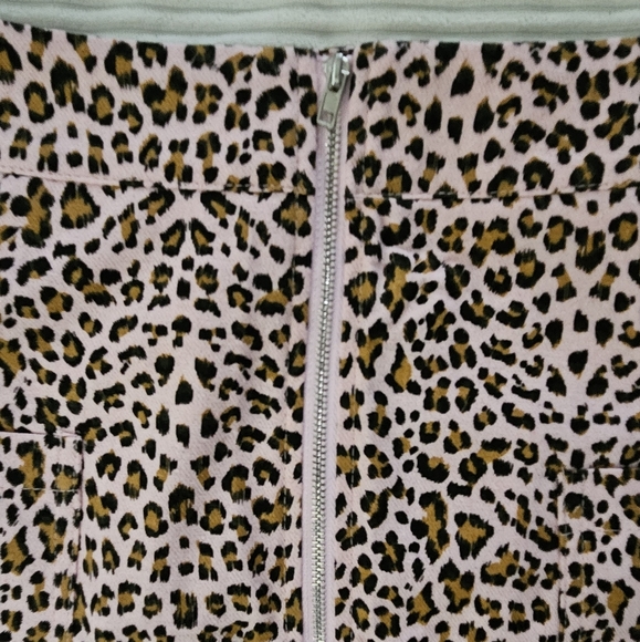 Nasty Gal Leopard Print Pink Skirt Zipper Front Size 6 NWT Nordstoms - Picture 2 of 8
